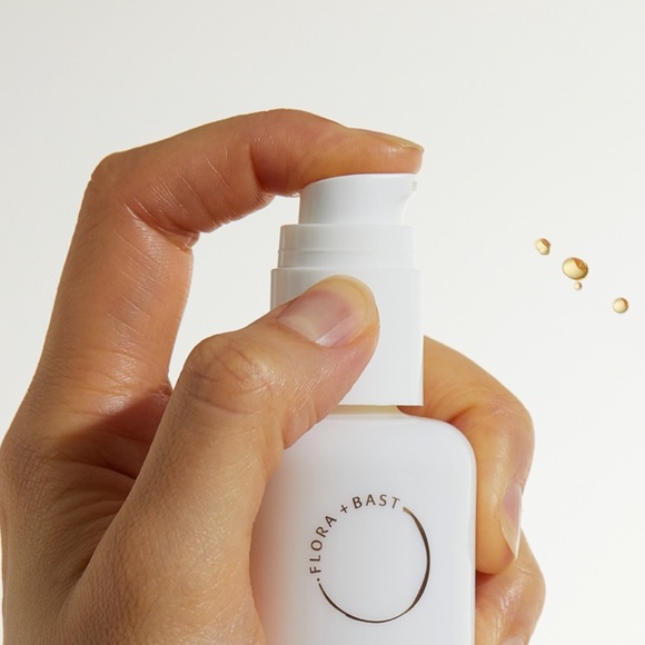 Sephora Other - NIB! FLORA + BAST Clarifying Body Treatment